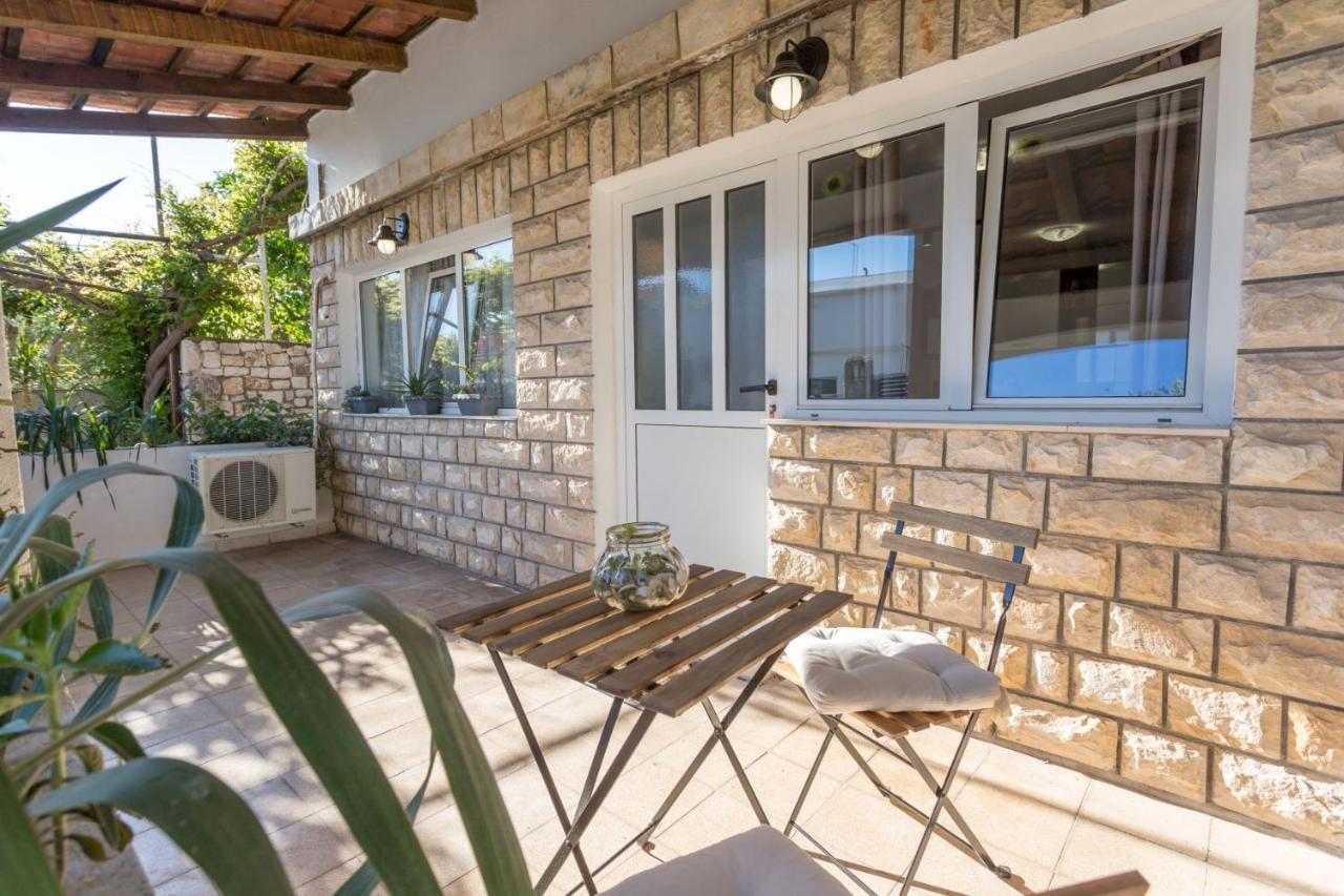 Ferienwohnung Nomads Hvar Town Exterior foto